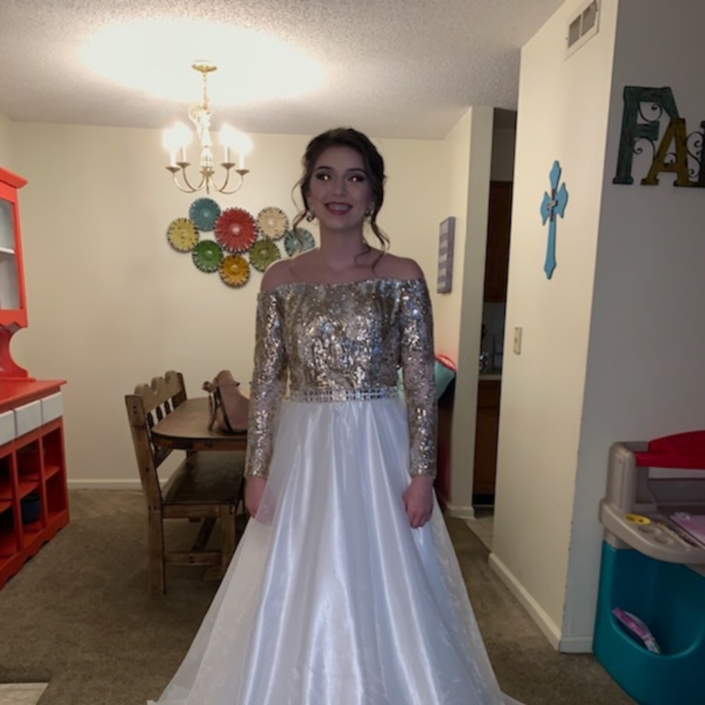 Pageant dress - Picture 3 of 3